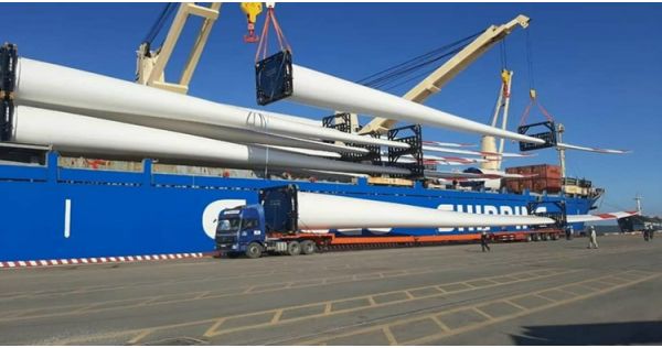 Blade Adapter or extendable flatbed trailer more better transport windmill?