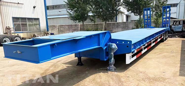 tri axles hydraulic low bed trailer