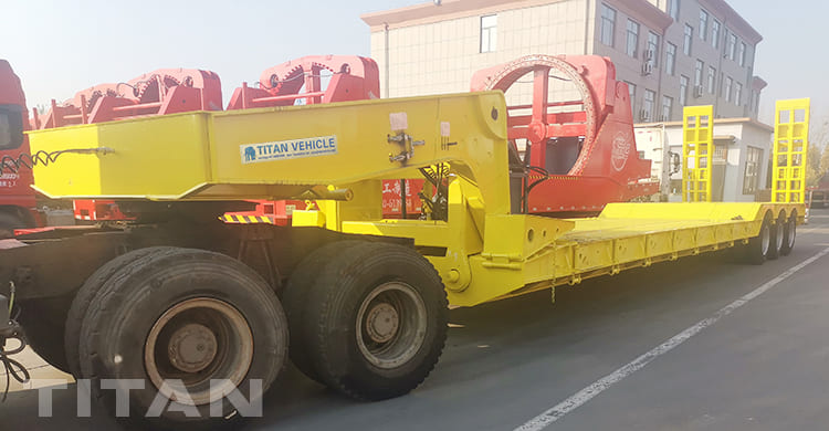 3 Axle Hydraulic Gooseneck Trailer with Ladders for Sale in Guyana