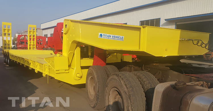 3 Axle Hydraulic Gooseneck Trailer with Ladders for Sale in Guyana
