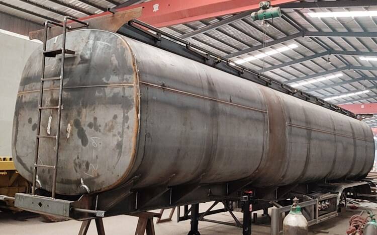 fuel tanker trailer