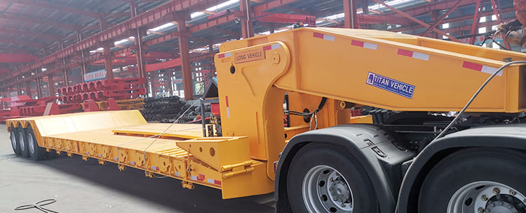 3 axles lowboy gooseneck trailer