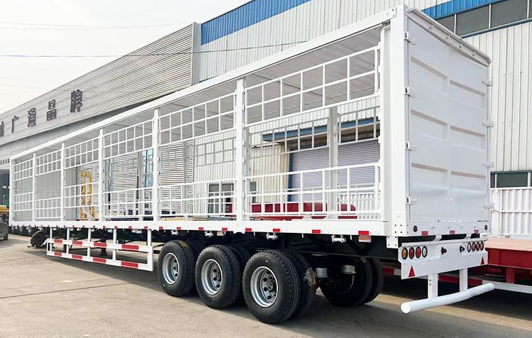 3 Axle Curtain Side Semi Trailer for Sale in Panama