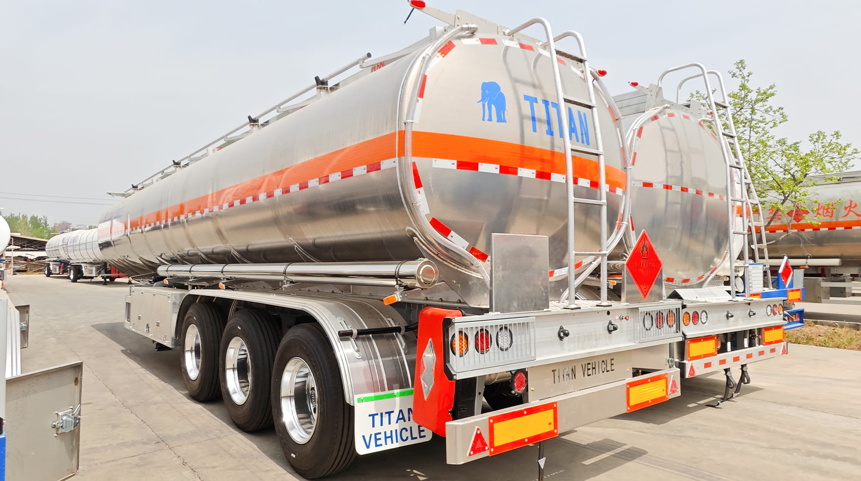 3 Axle Petrol Tanker for Sale Price in Sierra Leone