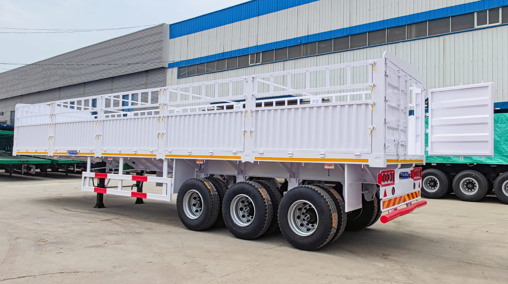 3 Axle Fence Truck Trailer for Sale in Abuja Nigeria