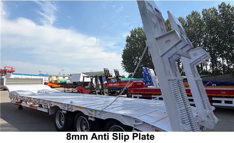 3 Axle 40 Ton Full-Width Gooseneck Low Bed Trailer for Sale In Tanzania