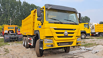 Camion-benne Howo 371 d'occasion